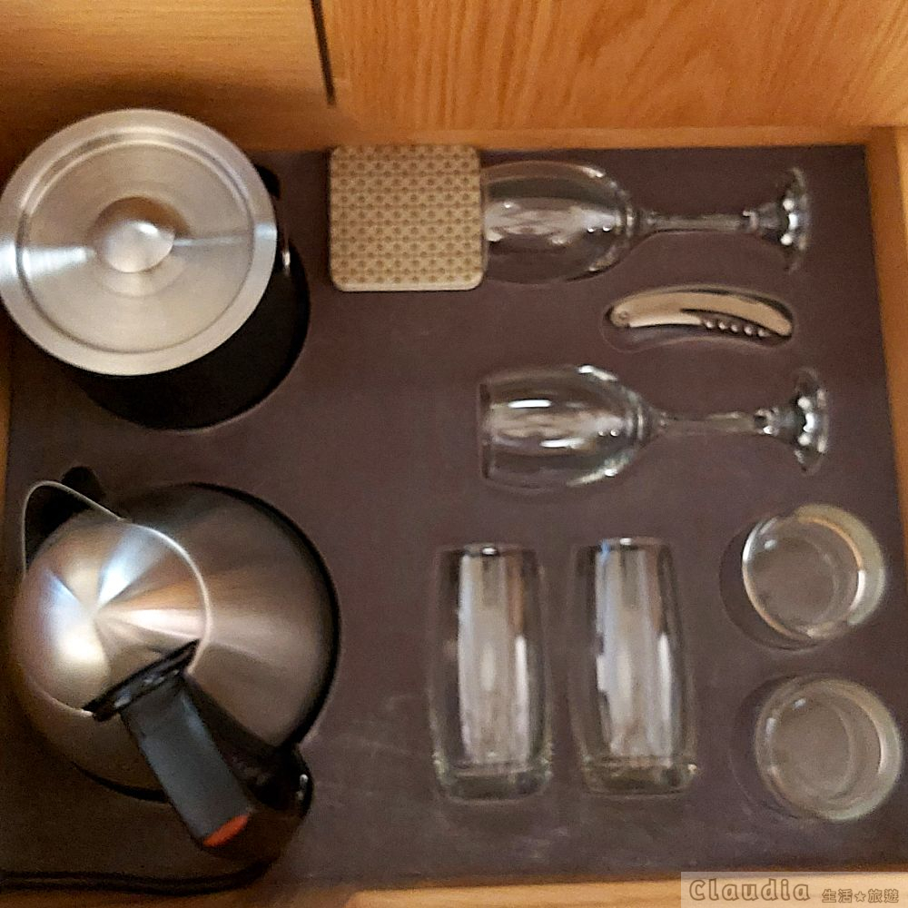 慕軒飯店：杯子組、冰桶、煮水器